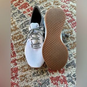 NEW BALANCE SHOES